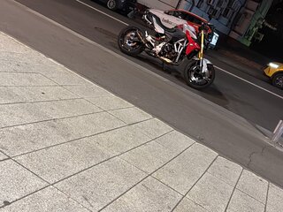2021 BMW F 900 R, красный, 1101000 рублей, вид 3