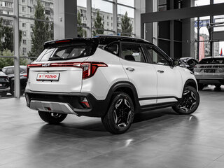 2025 Kia Seltos I Рестайлинг, белый, 3250000 рублей, вид 4