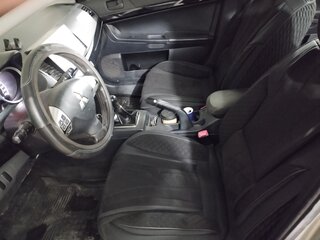 2012 Mitsubishi Lancer X Рестайлинг, серебристый, 650000 рублей, вид 4