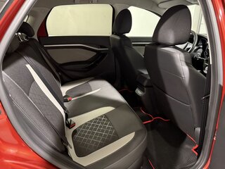 2021 Lada (ВАЗ) Vesta SW Cross I, красный, 1119800 рублей, вид 4