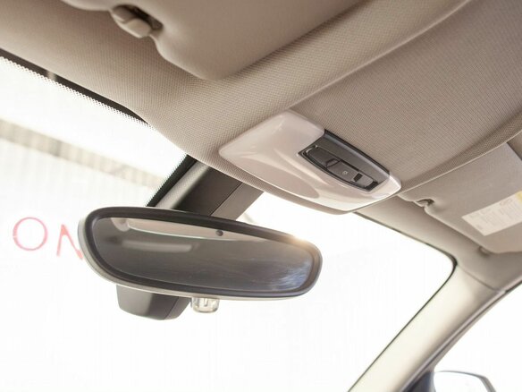 2012 BMW 1 серии 118i II (F20/F21), белый, 1295000 рублей - вид 18