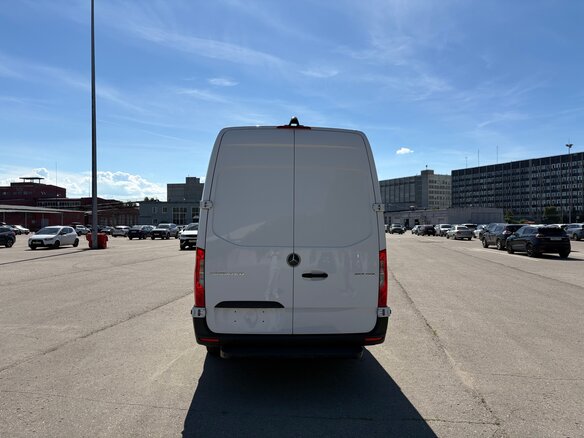 2023 Mercedes-Benz Sprinter, белый, 7490000 рублей - вид 6