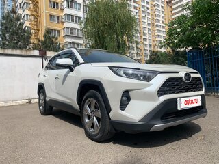 2019 Toyota RAV4 V (XA50), белый, 3500000 рублей, вид 3