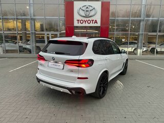 2025 BMW X5 40d IV (G05/G18) Рестайлинг, белый, 14500000 рублей, вид 5