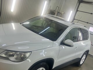 2010 Volkswagen Tiguan I, белый, 1400000 рублей, вид 1