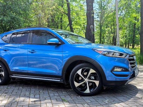 2017 Hyundai Tucson III, синий, 2150000 рублей, вид 4