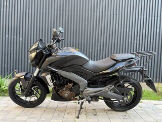 2018 Bajaj Dominar 400, чёрный, 253000 рублей, вид 1