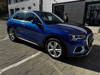 2020 Audi Q3 35 TFSI II (F3), синий, 2830000 рублей, вид 2
