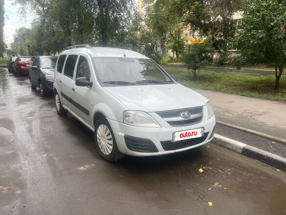 2017 Lada (ВАЗ) Largus I, белый, 575000 рублей - вид 2