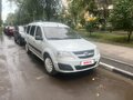 2017 Lada (ВАЗ) Largus I, белый, 575000 рублей - вид 2