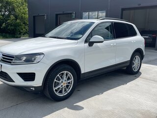 2015 Volkswagen Touareg II Рестайлинг, белый, 2780000 рублей, вид 1