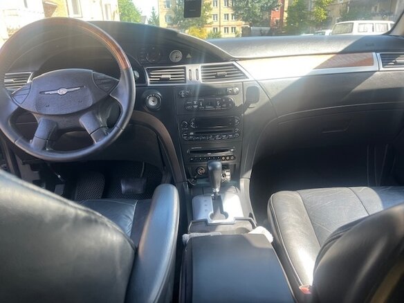 2004 Chrysler Pacifica CS, чёрный, 420000 рублей - вид 5