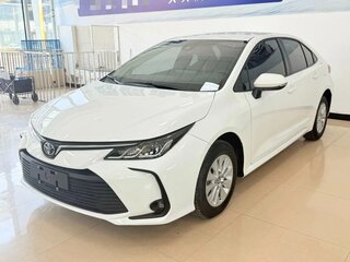 2022 Toyota Corolla XII (E210), белый, 2100000 рублей, вид 2