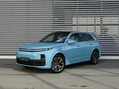 2025 Li Auto (Lixiang) L7 52.3 kWh I Рестайлинг, голубой, 8990000 рублей, вид 3
