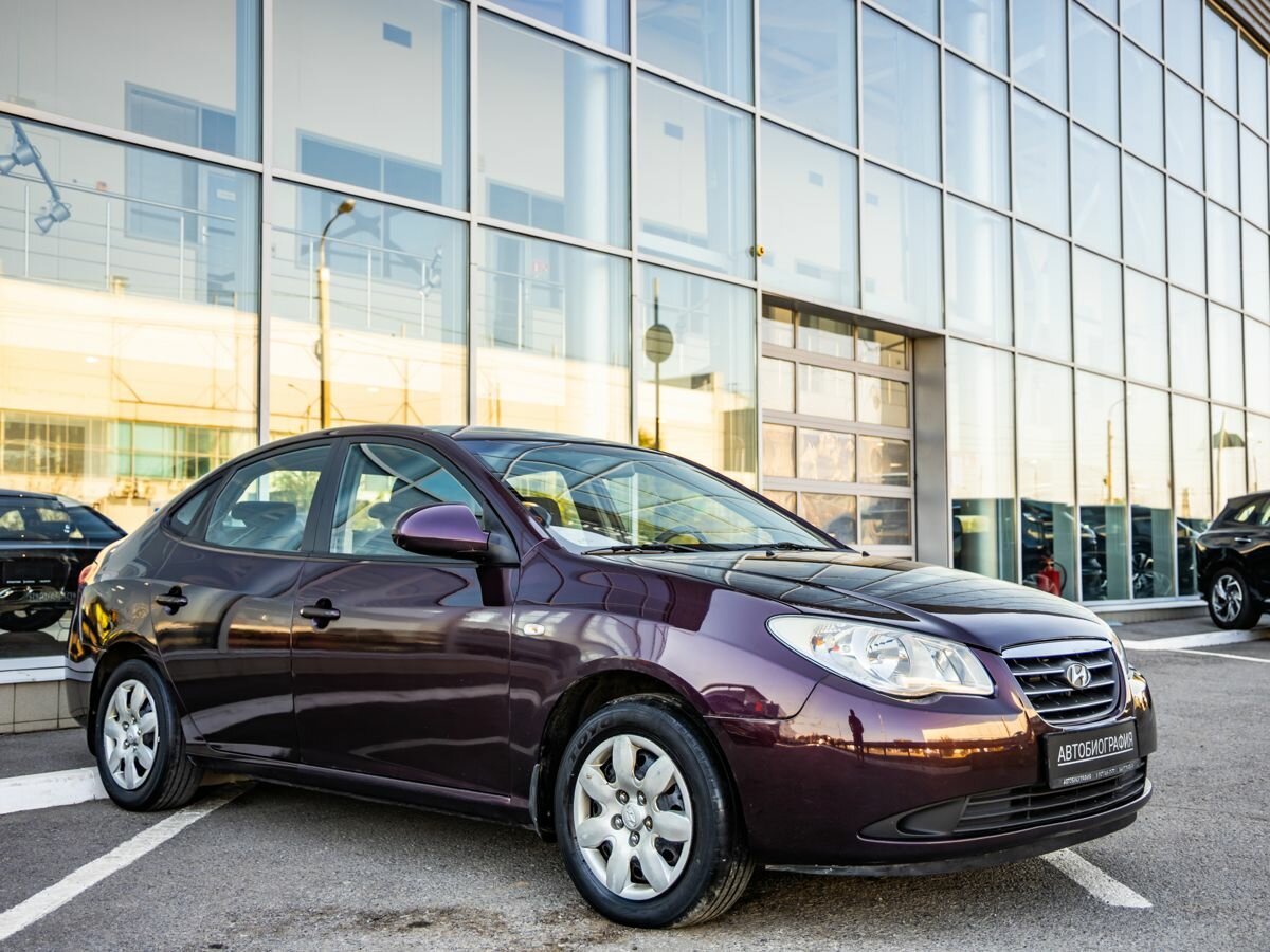 Открыть фотографии: Hyundai Elantra IV (HD)