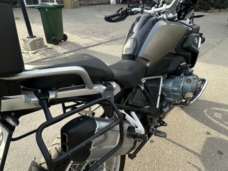 2018 BMW R 1200 GS, серебристый, 1100000 рублей, вид 4