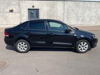 2013 Volkswagen Polo V, чёрный, 599000 рублей, вид 3