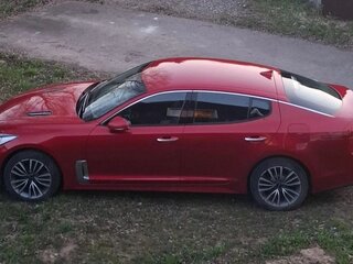 2019 Kia Stinger I, красный, 2050000 рублей, вид 2