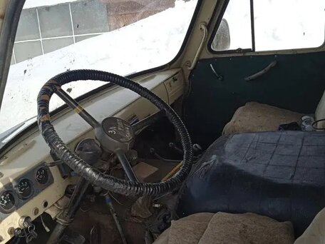 1993 УАЗ 451, бежевый, 170000 рублей, вид 3
