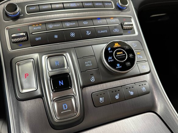 2021 Hyundai Santa Fe IV Рестайлинг, чёрный - вид 23