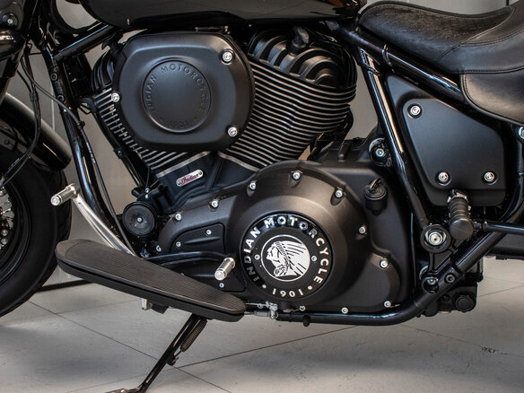 2022 Indian Chief, чёрный, 1501473 рублей - вид 14