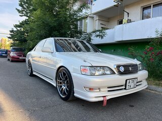 1999 Toyota Cresta V (X100) Рестайлинг, белый, 1100000 рублей, вид 1
