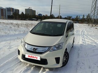 2012 Honda Freed I Рестайлинг, белый, 950000 рублей, вид 3