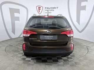 2014 Kia Sorento II Рестайлинг, коричневый, 1339000 рублей, вид 3