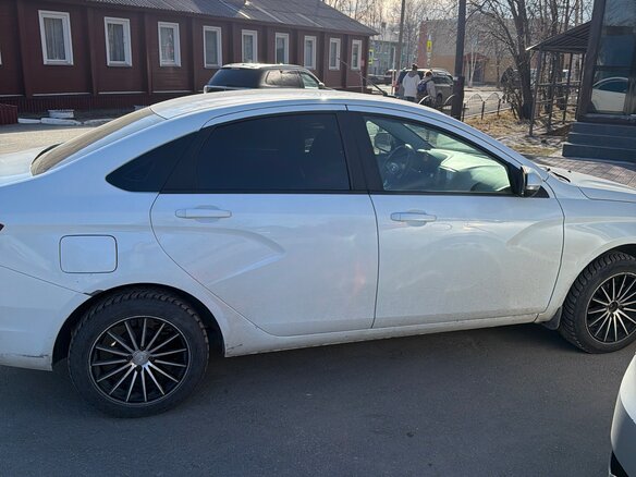 2019 Lada (ВАЗ) Vesta I, белый, 600000 рублей - вид 1