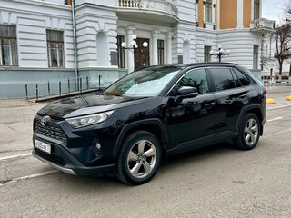 2019 Toyota RAV4 V (XA50), чёрный, 2700000 рублей, вид 4