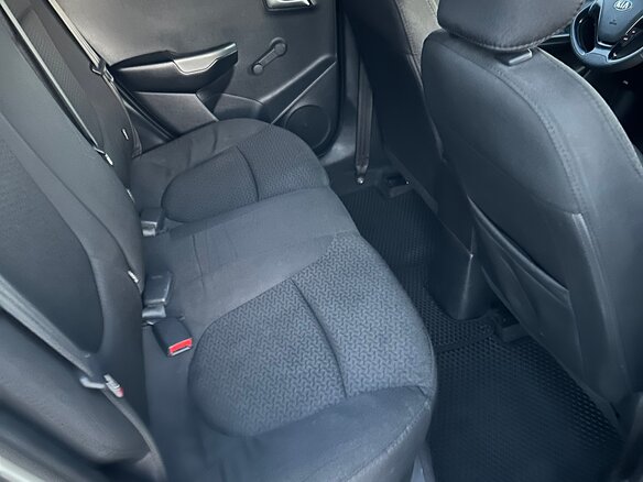 2015 Kia Rio III Рестайлинг, белый, 900000 рублей - вид 17