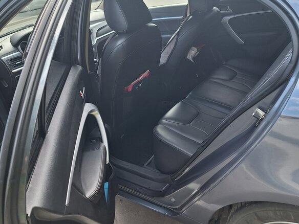 2018 Geely Emgrand 7 I Рестайлинг, серый, 800000 рублей - вид 18