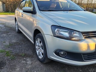 2011 Volkswagen Polo V, бежевый, 549000 рублей, вид 4