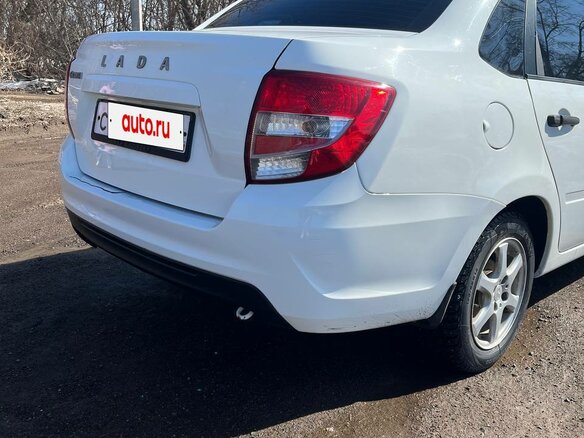 2020 Lada (ВАЗ) Granta I Рестайлинг, белый, 510000 рублей - вид 3