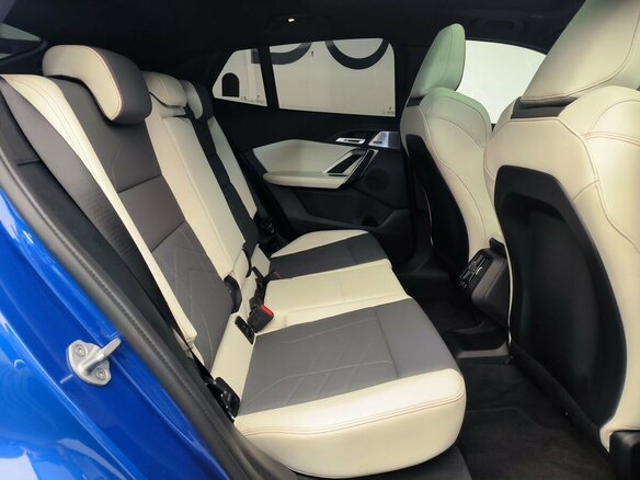 2025 BMW X2 xDrive25i II (U10), синий, 6975000 рублей - вид 16