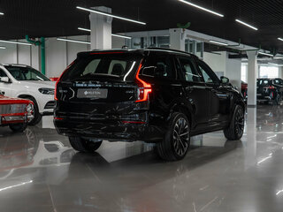2025 Volvo XC90 B6 II Рестайлинг 2, чёрный, 9800000 рублей, вид 4