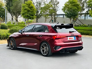 2021 Audi A3 Sportback 35 TFSI IV (8Y), красный, 1920404 рублей, вид 3