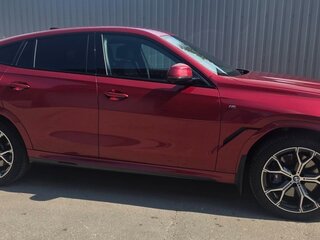 2020 BMW X6 30d III (G06), красный, 10800000 рублей, вид 4
