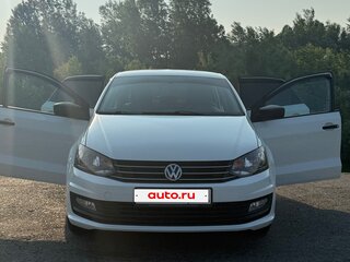 2015 Volkswagen Polo V Рестайлинг, белый, 1125000 рублей, вид 3