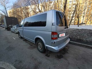 2010 Volkswagen Caravelle T5 Рестайлинг, серебристый, 1300000 рублей, вид 3