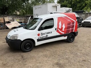2004 Citroen Berlingo I Рестайлинг, белый, 235000 рублей, вид 4