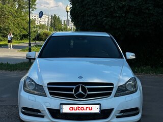 2013 Mercedes-Benz C-Класс 180 III (W204) Рестайлинг, белый, 1500000 рублей, вид 4