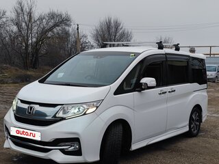 2015 Honda Stepwgn Spada V, белый, 1850000 рублей, вид 1