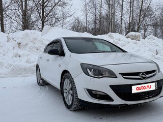 2013 Opel Astra J Рестайлинг, белый, 740000 рублей, вид 3