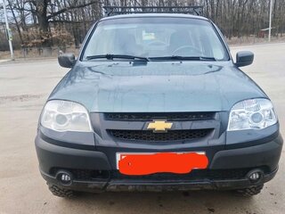 2018 Chevrolet Niva I Рестайлинг, серый, 735000 рублей, вид 1