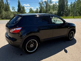 2010 Nissan Qashqai I Рестайлинг, чёрный, 640000 рублей, вид 3