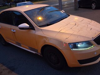 2015 Skoda Octavia III (A7), жёлтый, 555000 рублей, вид 5