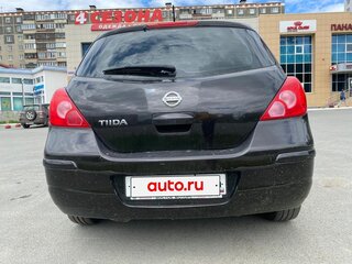 2010 Nissan Tiida I Рестайлинг, коричневый, 670000 рублей, вид 2