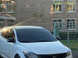 2012 Kia Ceed I Рестайлинг, белый, 549000 рублей, вид 1