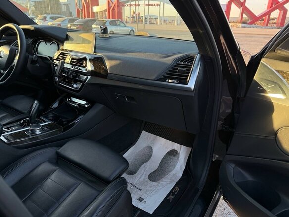 2018 BMW X3 30d xDrive III (G01), коричневый, 3690000 рублей - вид 10